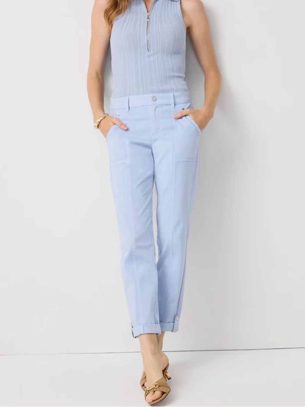 ❄️ White House Black Market Mid-Rise Pret Crop Pant